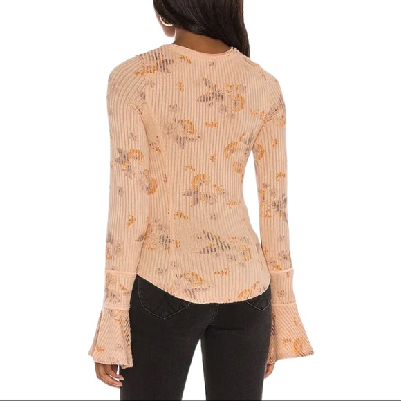 Free People Layer Me Henley Button Bell Sleeve Ribbed Peach Medium - Picture 8 of 9